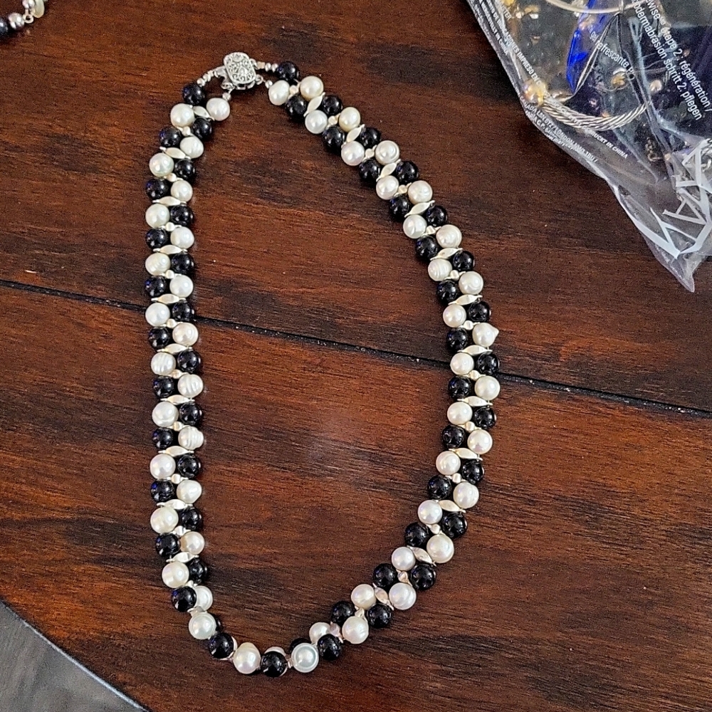 Pearl and black bead necklace and bracelet set with filigree clasps